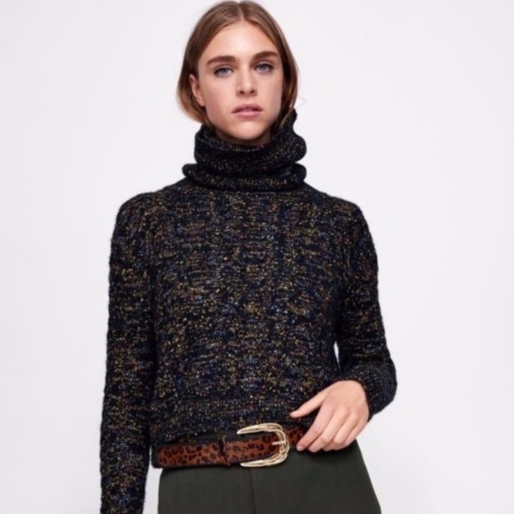 Zara knit turtleneck sweater, small EUC